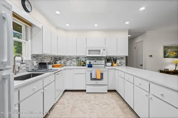 $675,000 | 39 Island Drive, Copake, NY 12516