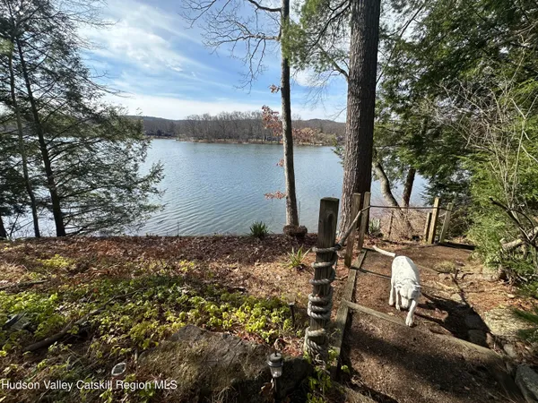 $675,000 | 39 Island Drive, Copake, NY 12516