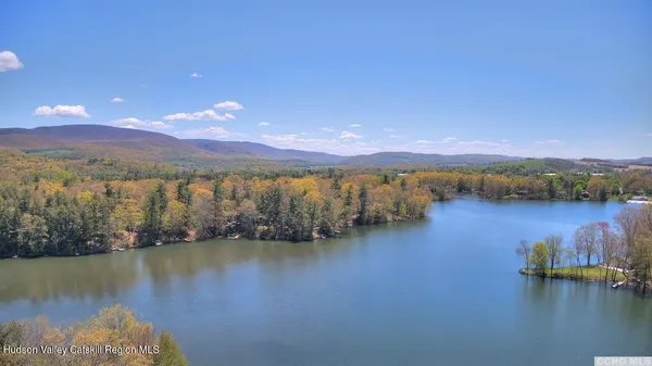 $675,000 | 39 Island Drive, Copake, NY 12516