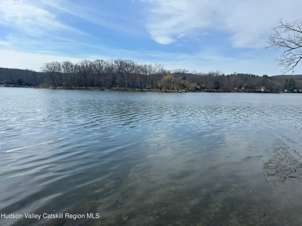 $675,000 | 39 Island Drive, Copake, NY 12516