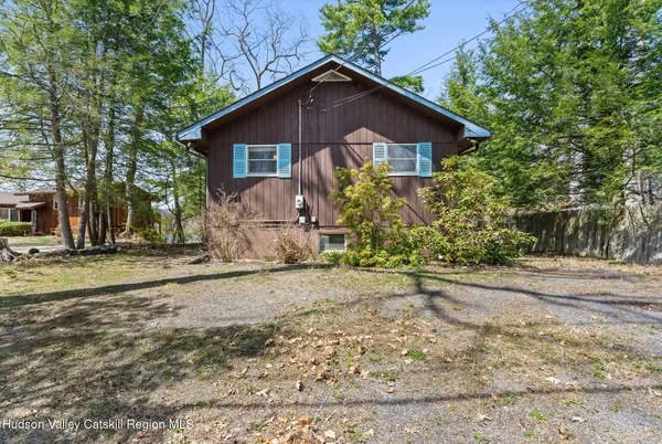 $675,000 | 39 Island Drive, Copake, NY 12516