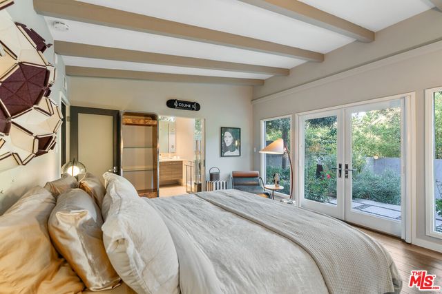 $2,549,000 | 8581 Appian Way, Los Angeles, CA 90046