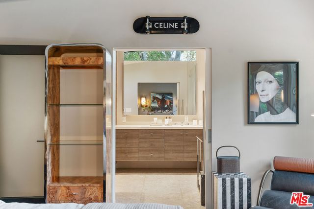 $2,549,000 | 8581 Appian Way, Los Angeles, CA 90046