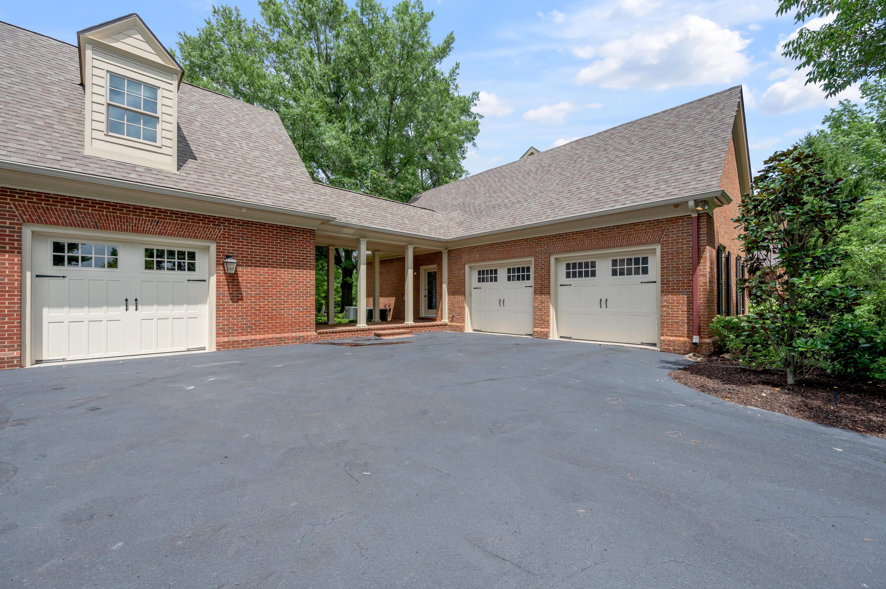 1821 Delong Road Lexington, KY 40515 - Photo 133 of 164 TDB_6129