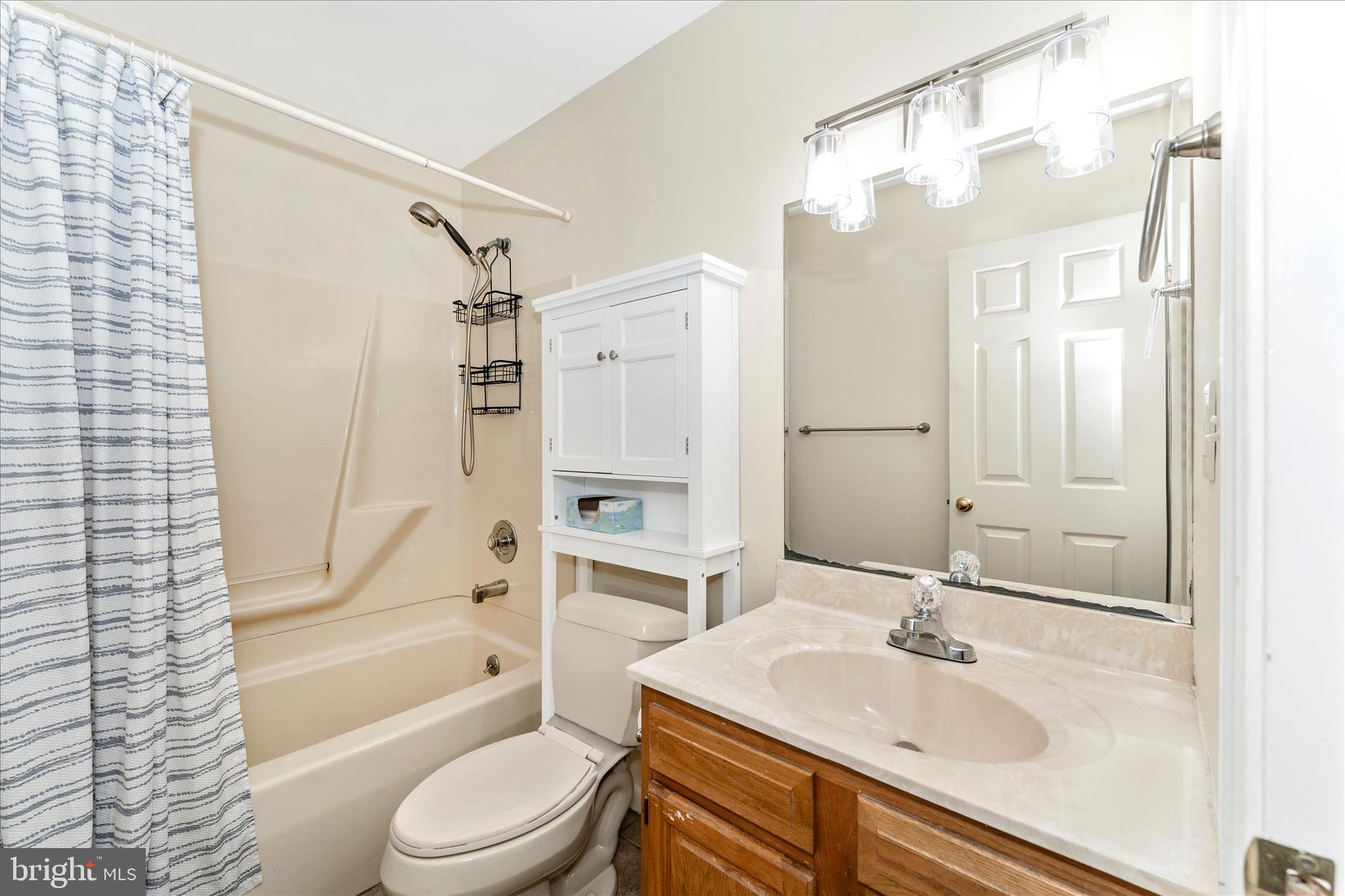 7023 Runkles Road Mount Airy, MD 21771 - Photo 31 of 49 Bathroom