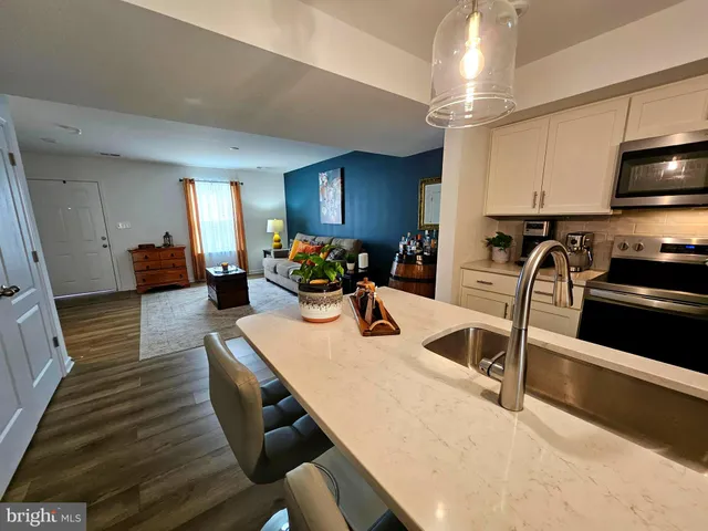 $279,900 | 44 Scrub Pine, Bunker Hill, WV 25413