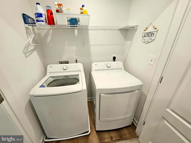 $279,900 | 44 Scrub Pine, Bunker Hill, WV 25413