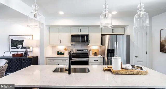 $279,900 | 44 Scrub Pine Court, Bunker Hill, WV 25413