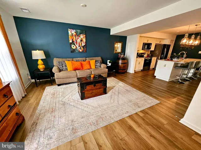 $279,900 | 44 Scrub Pine, Bunker Hill, WV 25413