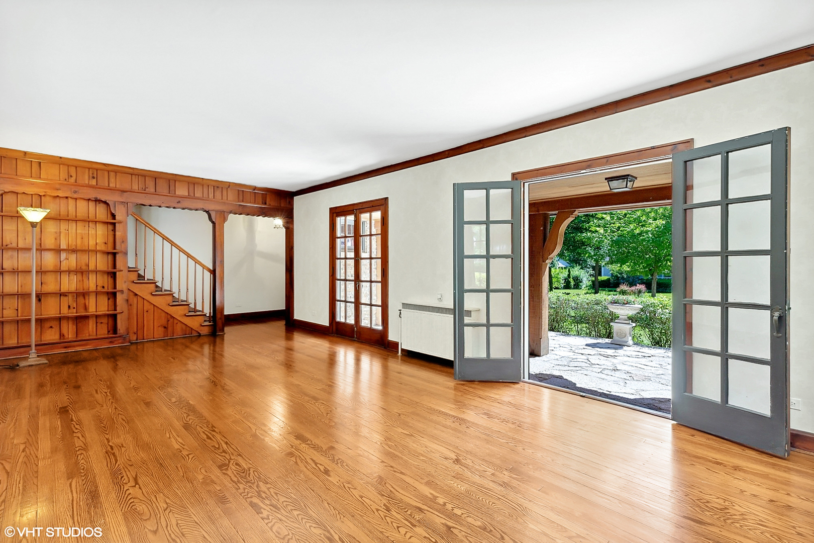 200 Oak Terrace Lake Bluff, IL 60044 - Photo 4 of 34