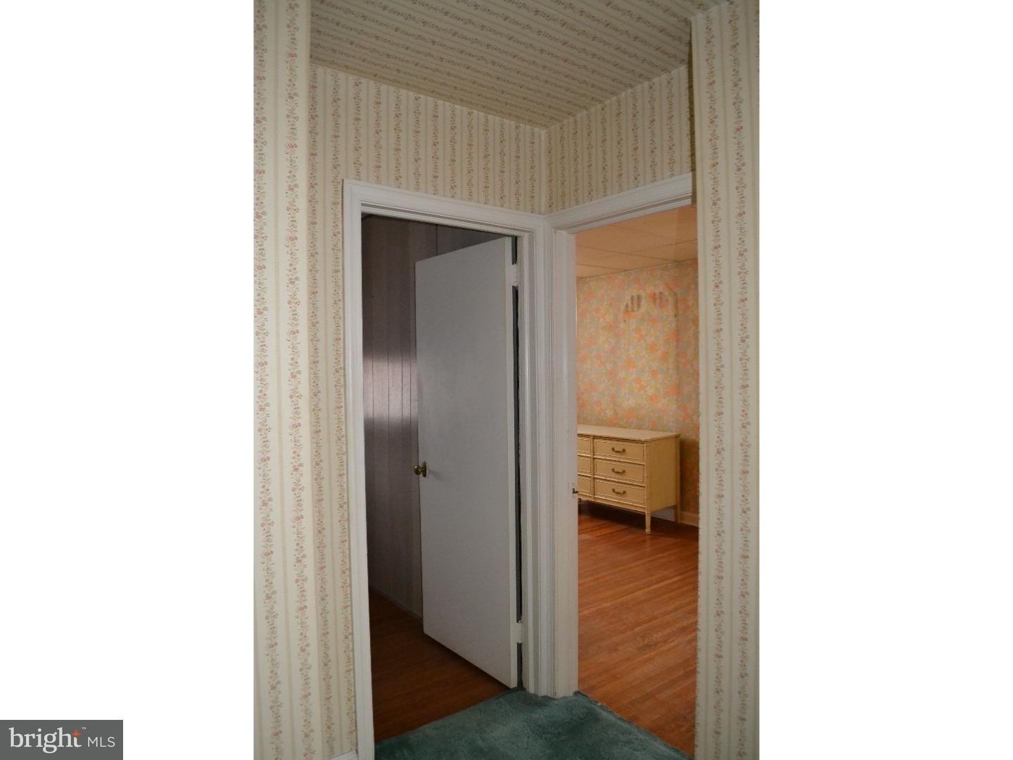 3407 Rhawn Street Philadelphia, PA 19136 - Photo 14 of 21 Hallway