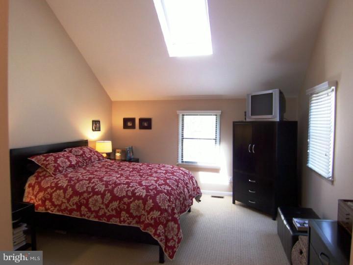 7 Wynmoor Road, Unit D Media, PA 19063 - Photo 11 of 25 Bedroom - Main