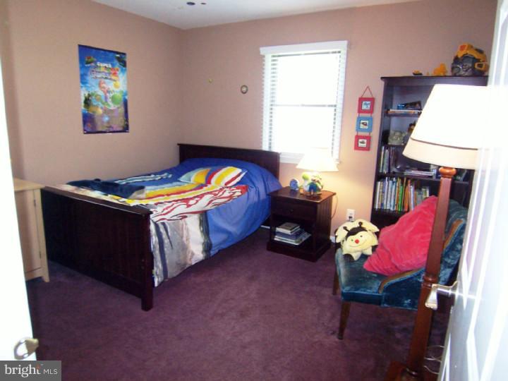7 Wynmoor Road, Unit D Media, PA 19063 - Photo 15 of 25 Bedroom 3