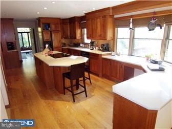 7 Wynmoor Road, Unit D Media, PA 19063 - Photo 5 of 25 Kitchen