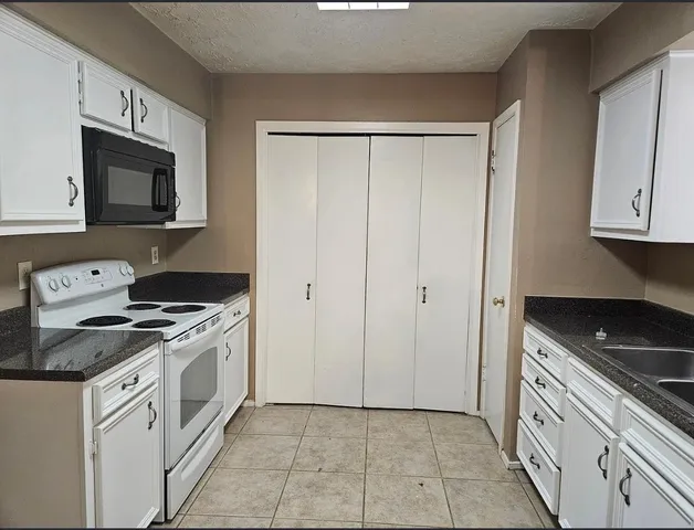 $1,800 | 20126 Chipplegate Lane, Humble, TX 77338