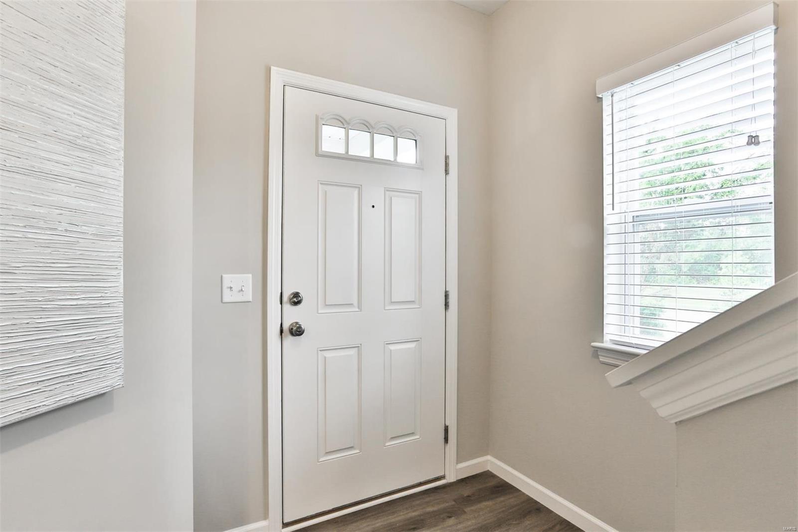 113 Estes Drive St. Charles, MO 63304 - Photo 2 of 60