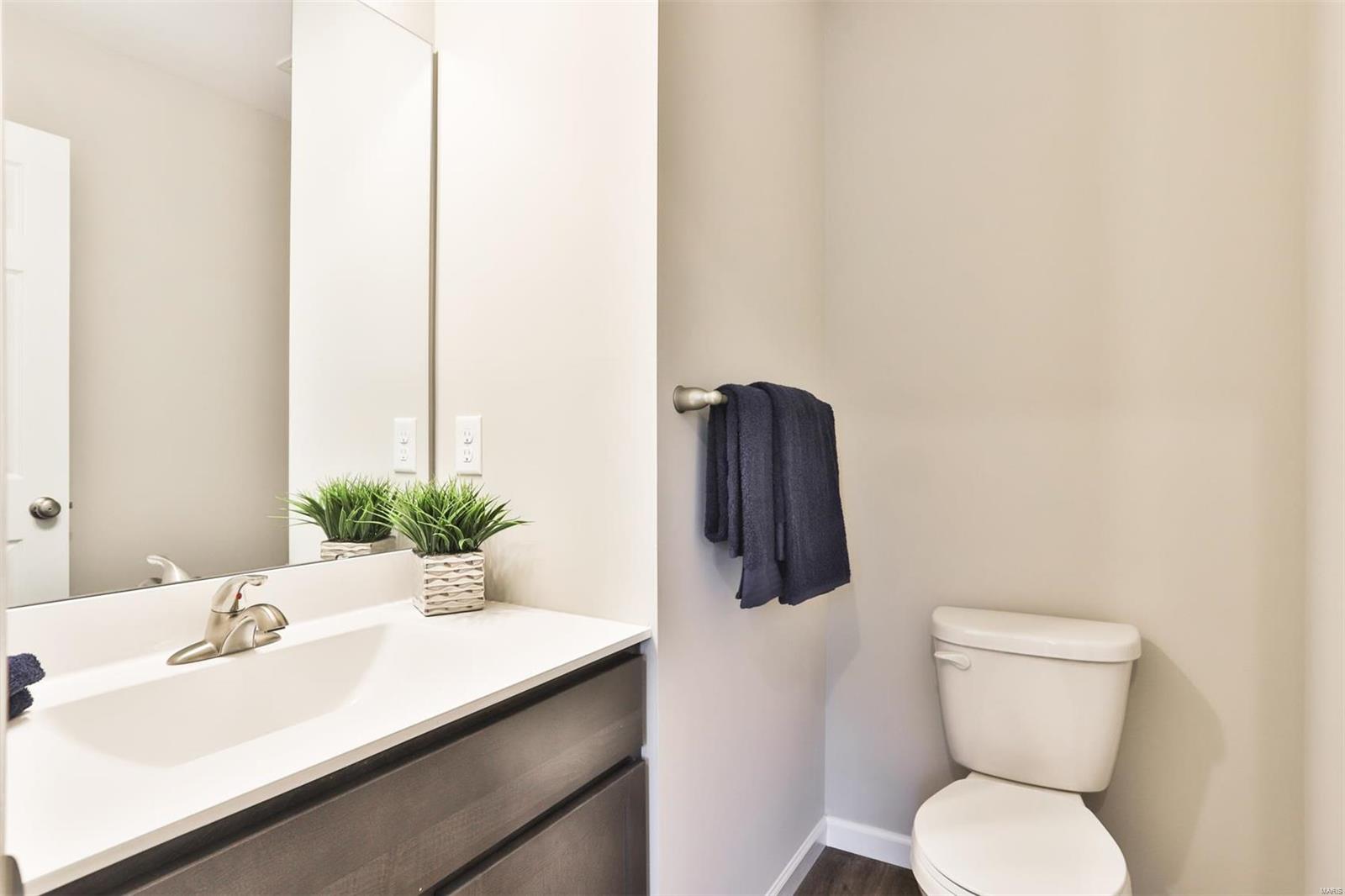 113 Estes Drive St. Charles, MO 63304 - Photo 4 of 60