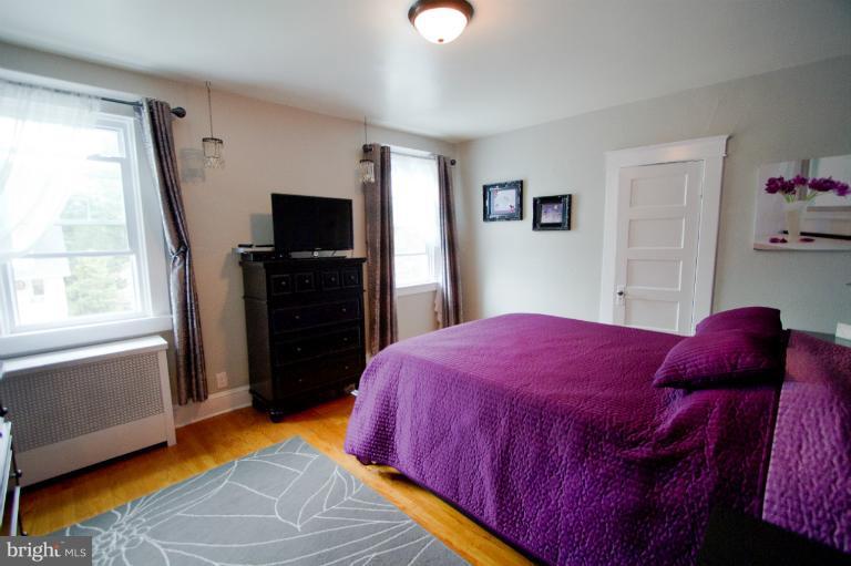 24 Ridge Road Catonsville, MD 21228 - Photo 15 of 26 Bedroom (Master)