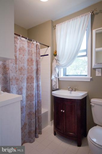 24 Ridge Road Catonsville, MD 21228 - Photo 22 of 26 Bath 1