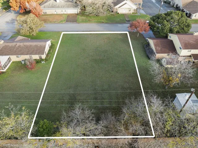 $125,000 | 319 Allen Drive, Justin, TX 76247