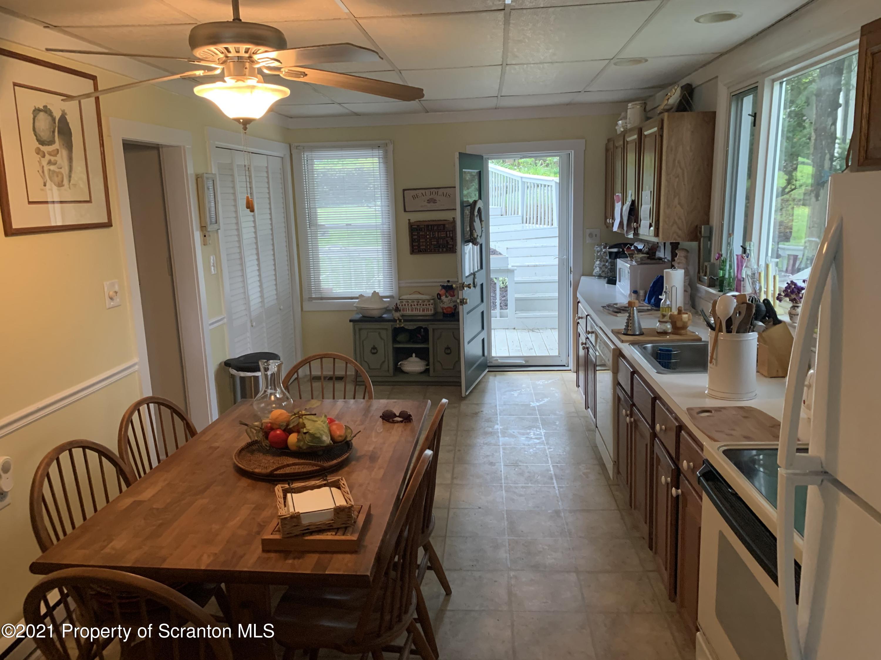 226 Point Road Lake Winola, PA 18419 - Photo 6 of 24