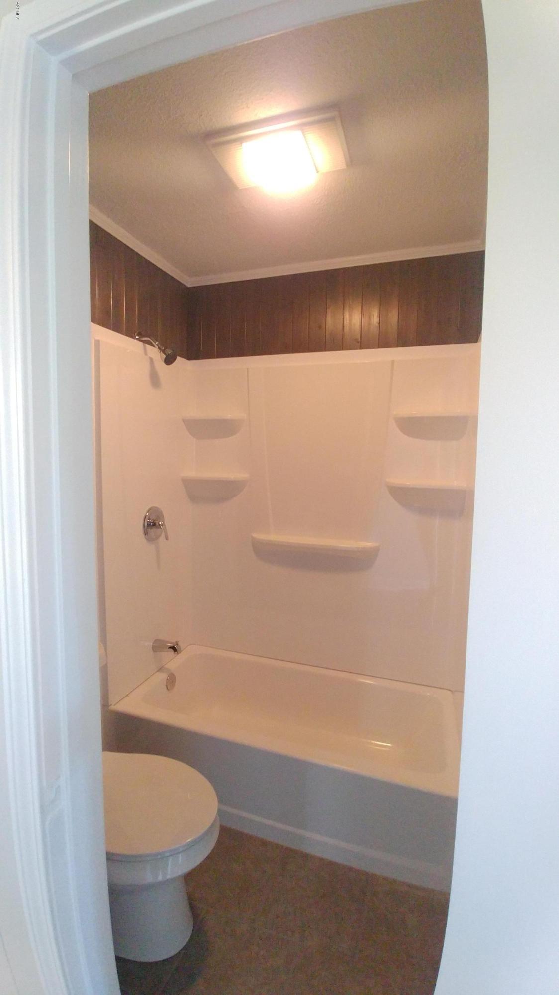 7 Pipeline Road Perkinston, MS 39573 - Photo 12 of 29 Master Bath v2