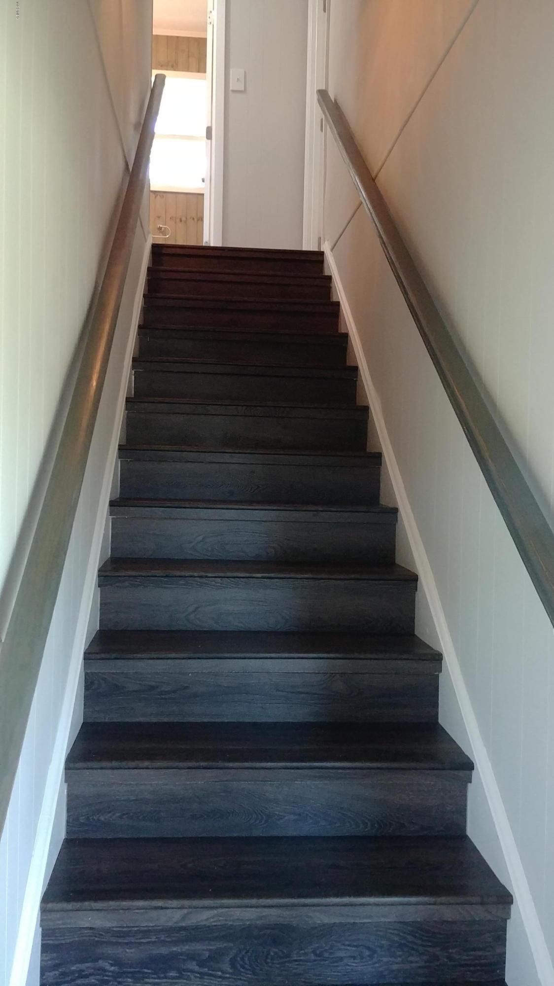 7 Pipeline Road Perkinston, MS 39573 - Photo 8 of 29 Staircase