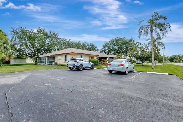 $1,800 | 5840 Summerfield Court, Fort Pierce, FL 34982