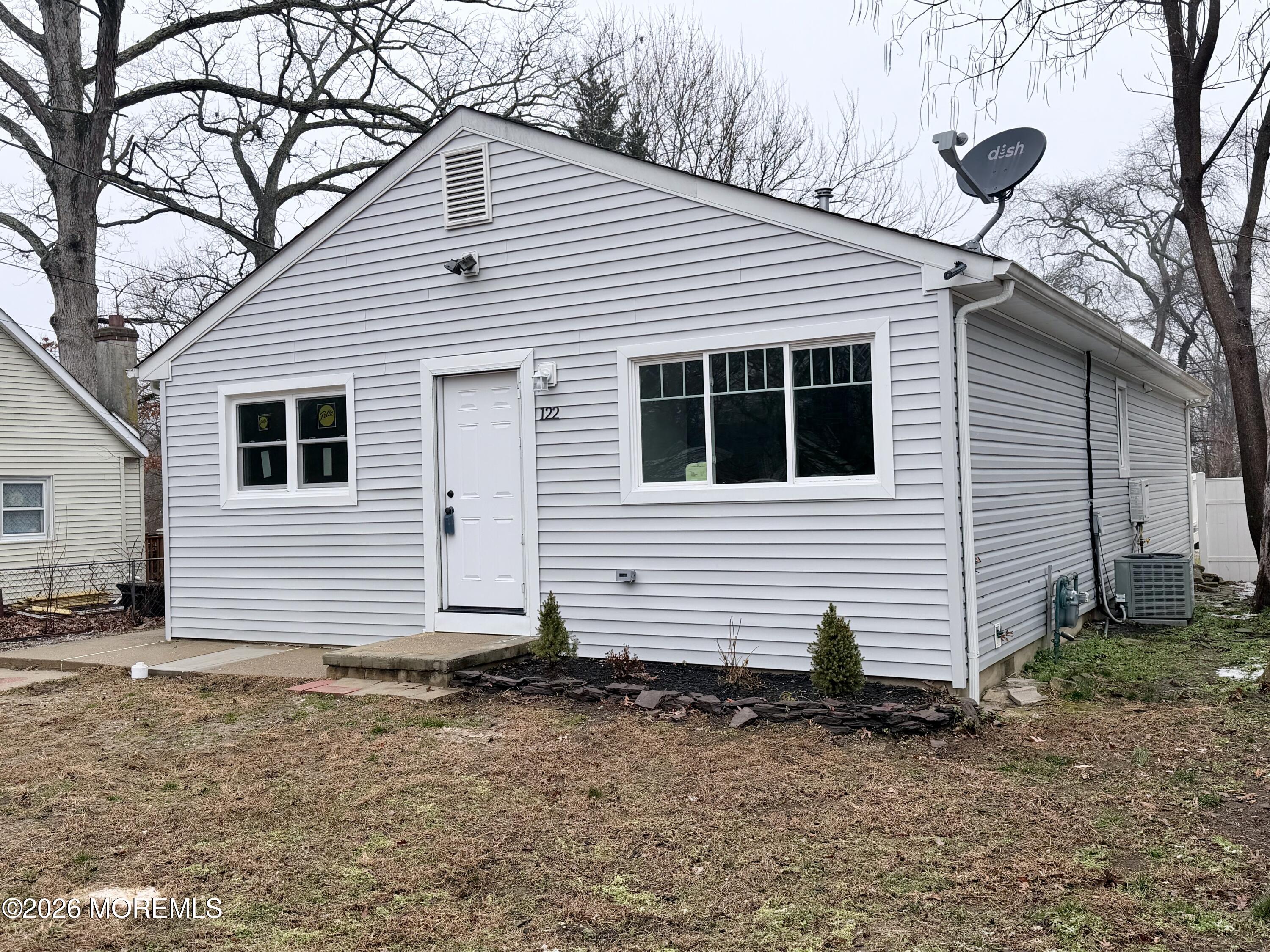 122 West 6th Street Howell, NJ 07731 - Photo 3 of 20 a view of a house with a yard