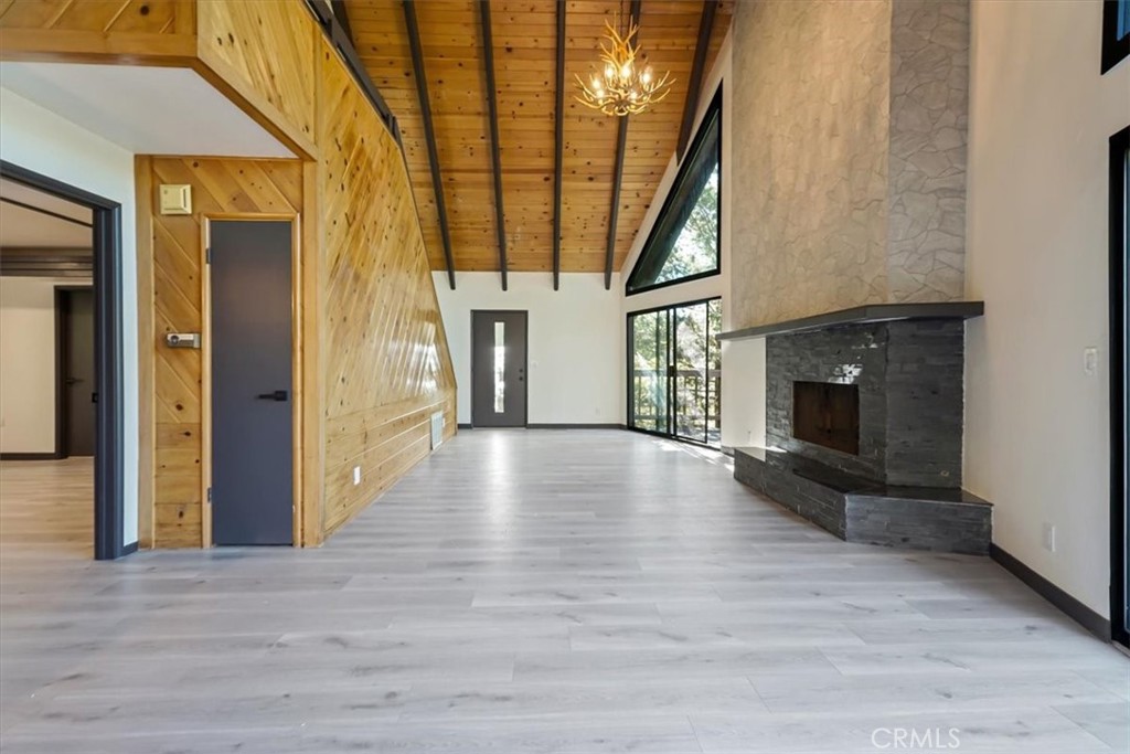 695 Grass Valley Road Lake Arrowhead, CA 92352 - Photo 18 of 50