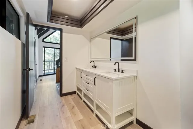 $499,000 | 695 Grass Valley Road, Lake Arrowhead, CA 92352