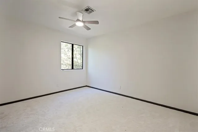 $499,000 | 695 Grass Valley Road, Lake Arrowhead, CA 92352