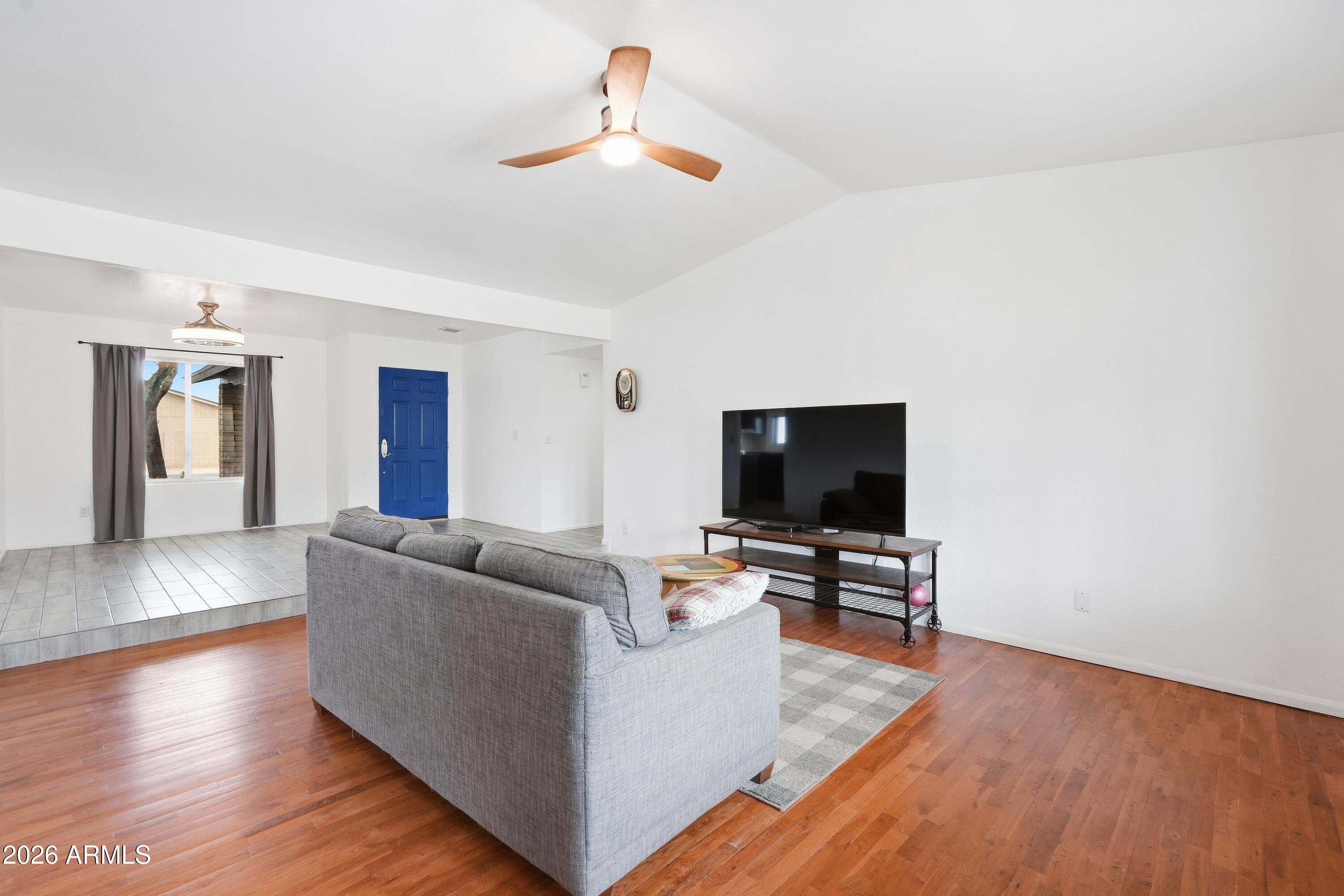 2901 West Kathleen Road Phoenix, AZ 85053 - Photo 8 of 41 009_ListerPros