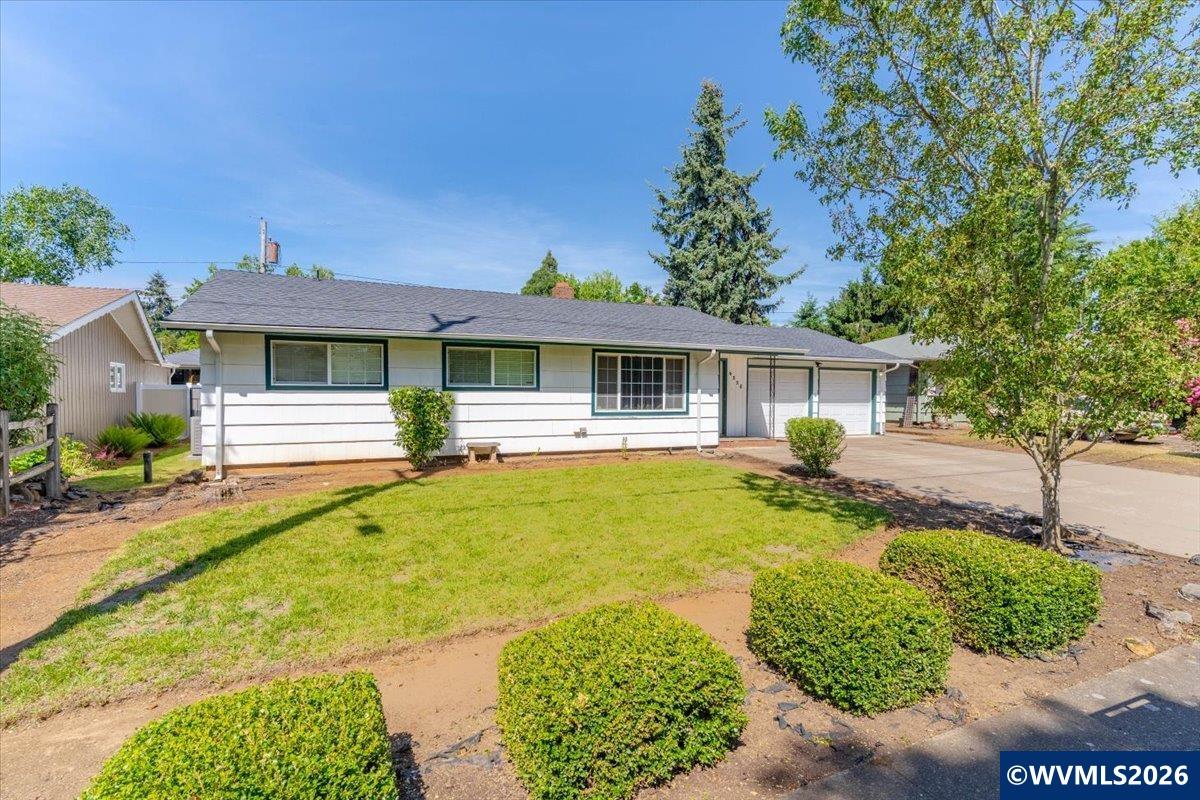 4335 Lone Oak Road Southeast Salem, OR 97302 - Photo 3 of 35