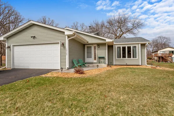 $375,000 | 10720 Butternut Circle Northwest, Coon Rapids, MN 55448