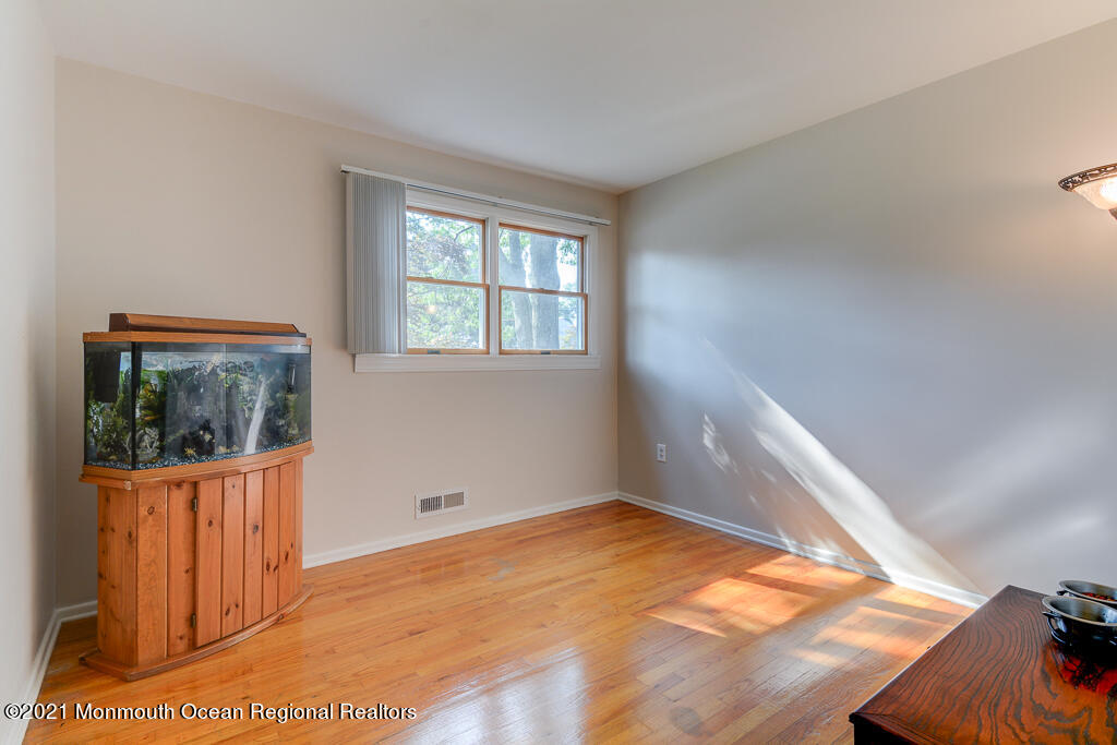 415 Bella Vista Road Brick, NJ 08724 - Photo 12 of 18 0012__SMALL (24)