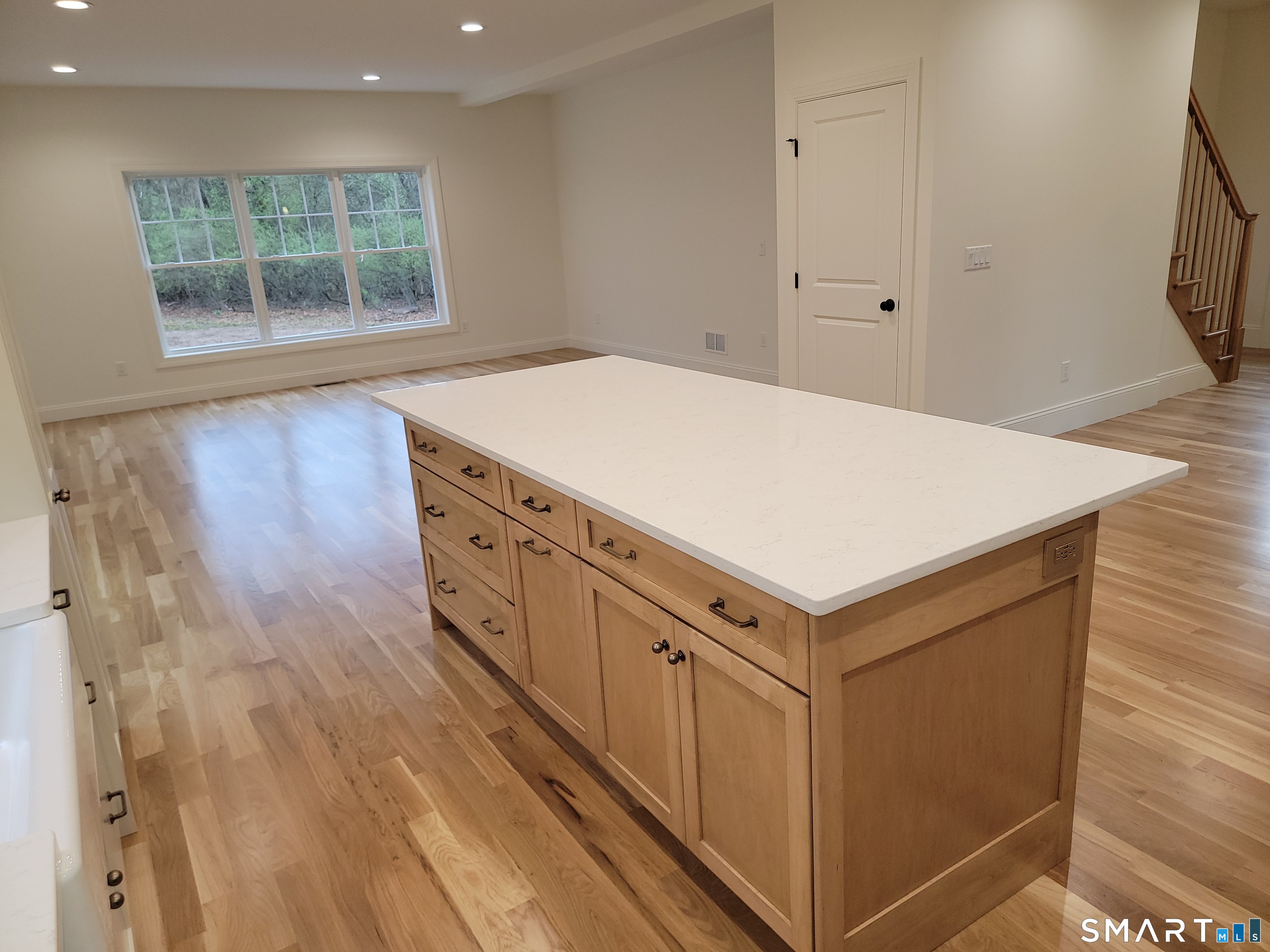 963 High Road Berlin, CT 06037 - Photo 5 of 26