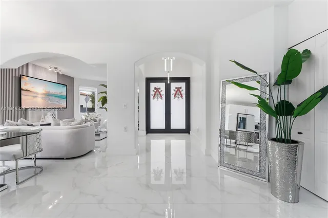 $1,199,000 | 14452 Southwest 10th Street, Miami, FL 33184