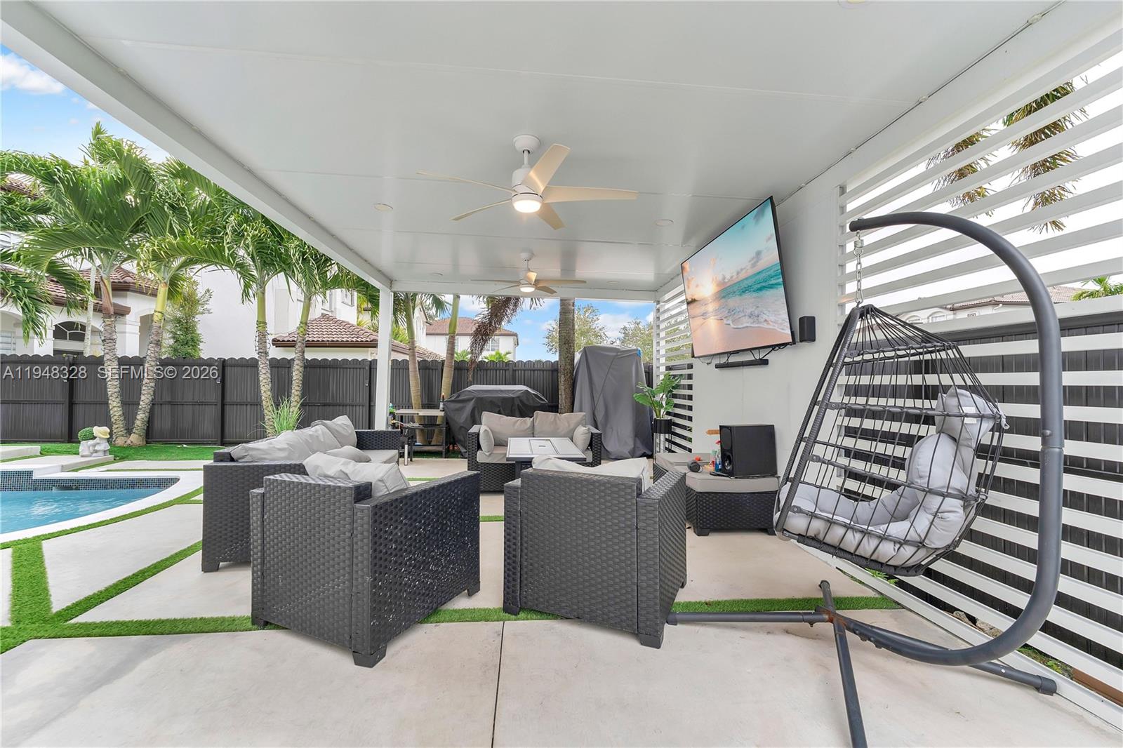 14452 Southwest 10th Street Miami, FL 33184 - Photo 26 of 36