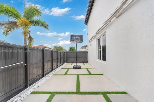 $1,199,000 | 14452 Southwest 10th Street, Miami, FL 33184