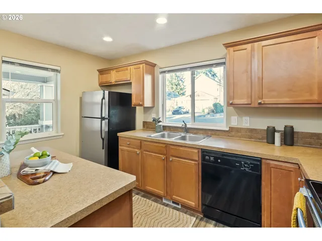 $420,000 | 38802 Cascadia Village Drive, Sandy, OR 97055