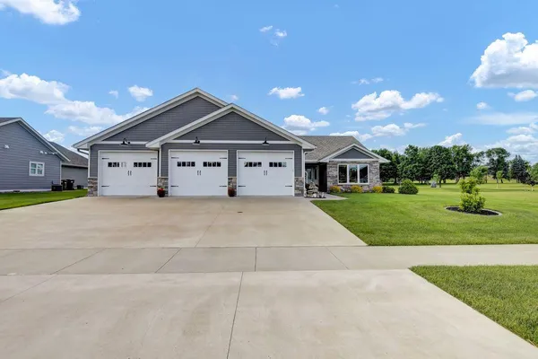 $599,900 | 2007 River Links Drive, Cold Spring, MN 56320