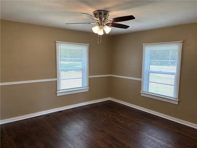 $490,000 | 4202 Dr Greaves Road, Grandview, MO 64030