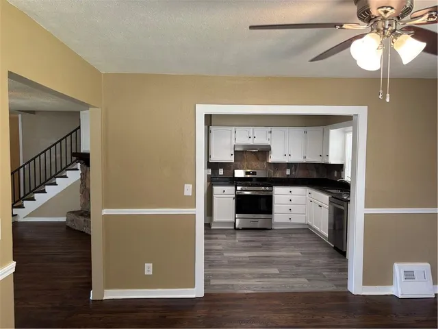 $490,000 | 4202 Dr Greaves Road, Grandview, MO 64030