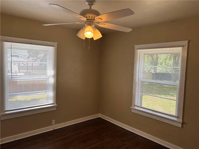 $490,000 | 4202 Dr Greaves Road, Grandview, MO 64030