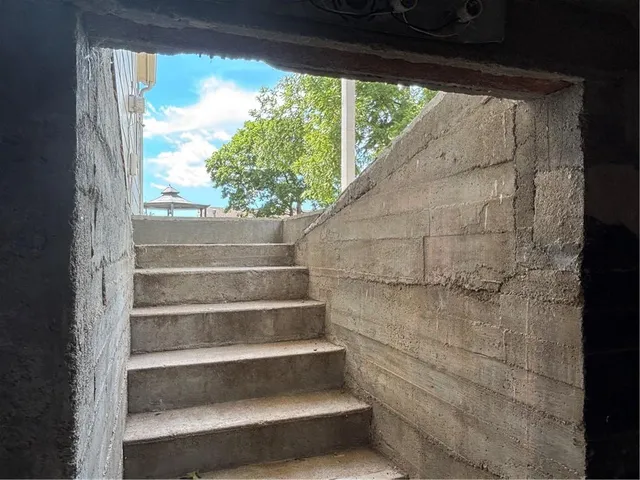 $490,000 | 4202 Dr Greaves Road, Grandview, MO 64030