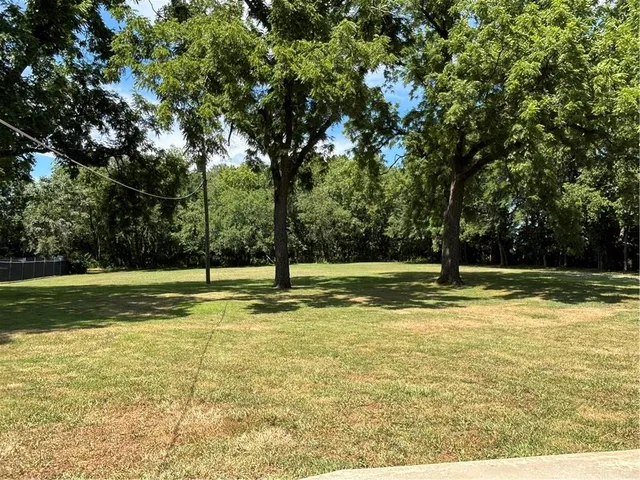 $490,000 | 4202 Dr Greaves Road, Grandview, MO 64030