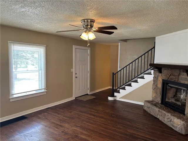 $490,000 | 4202 Dr Greaves Road, Grandview, MO 64030