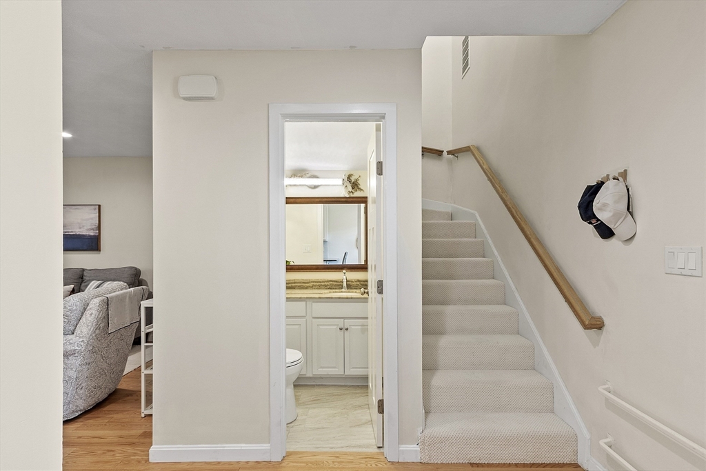 16 Concord Greene, Unit 5 Concord, MA 01742 - Photo 15 of 38