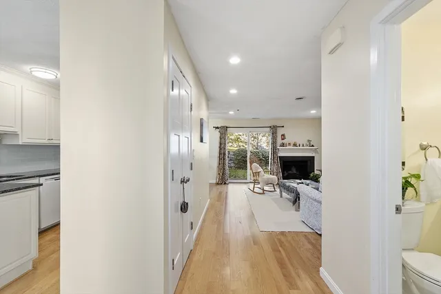 $790,000 | 16 Concord Greene, Unit 5, Concord, MA 01742